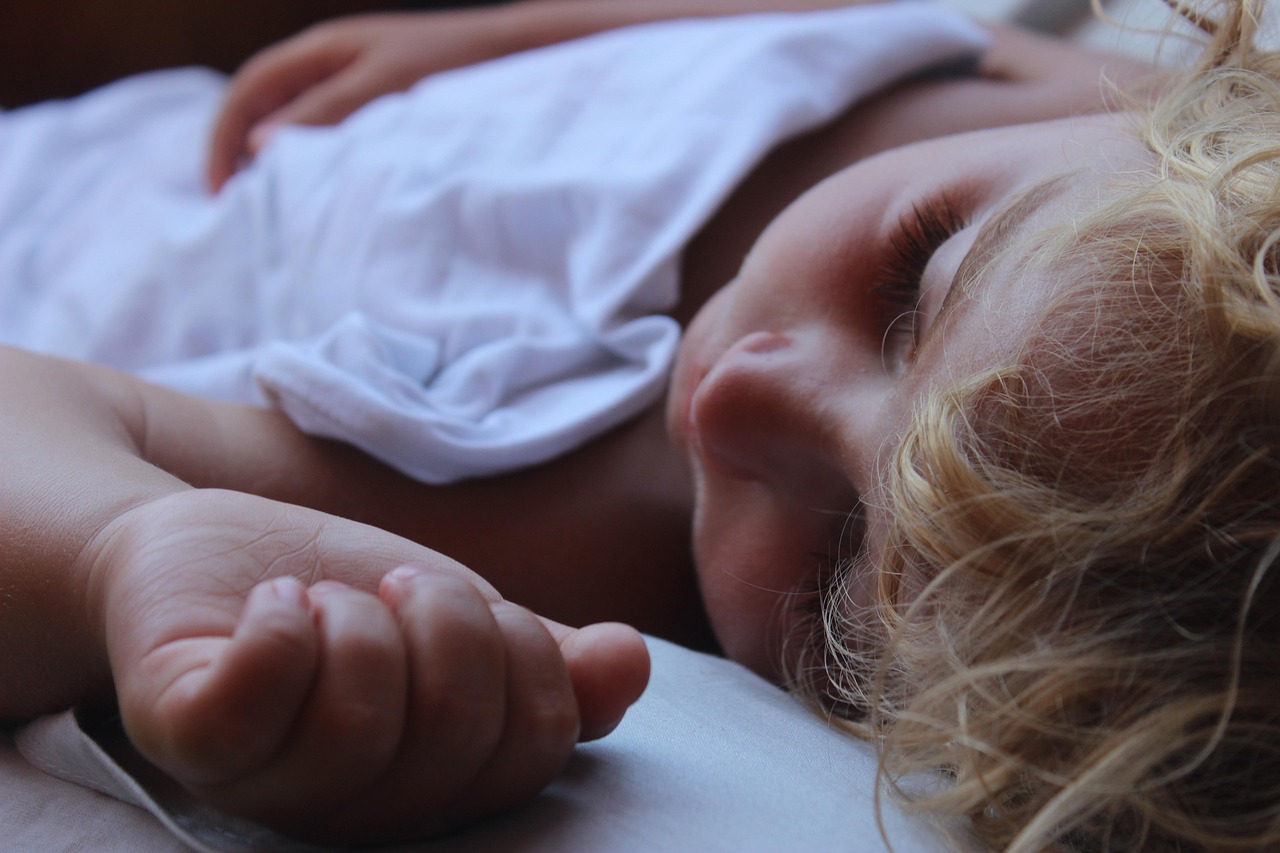 sleep tips for children - toddler asleep