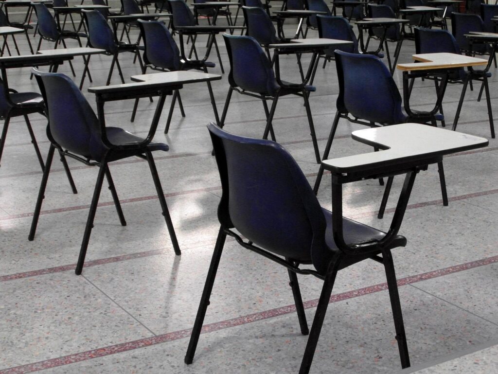 When is the last GCSE exam in 2025?